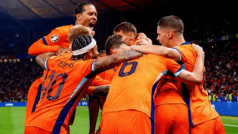 大乐透期号专家推荐：近7胜6场，快船vs勇士质合分析